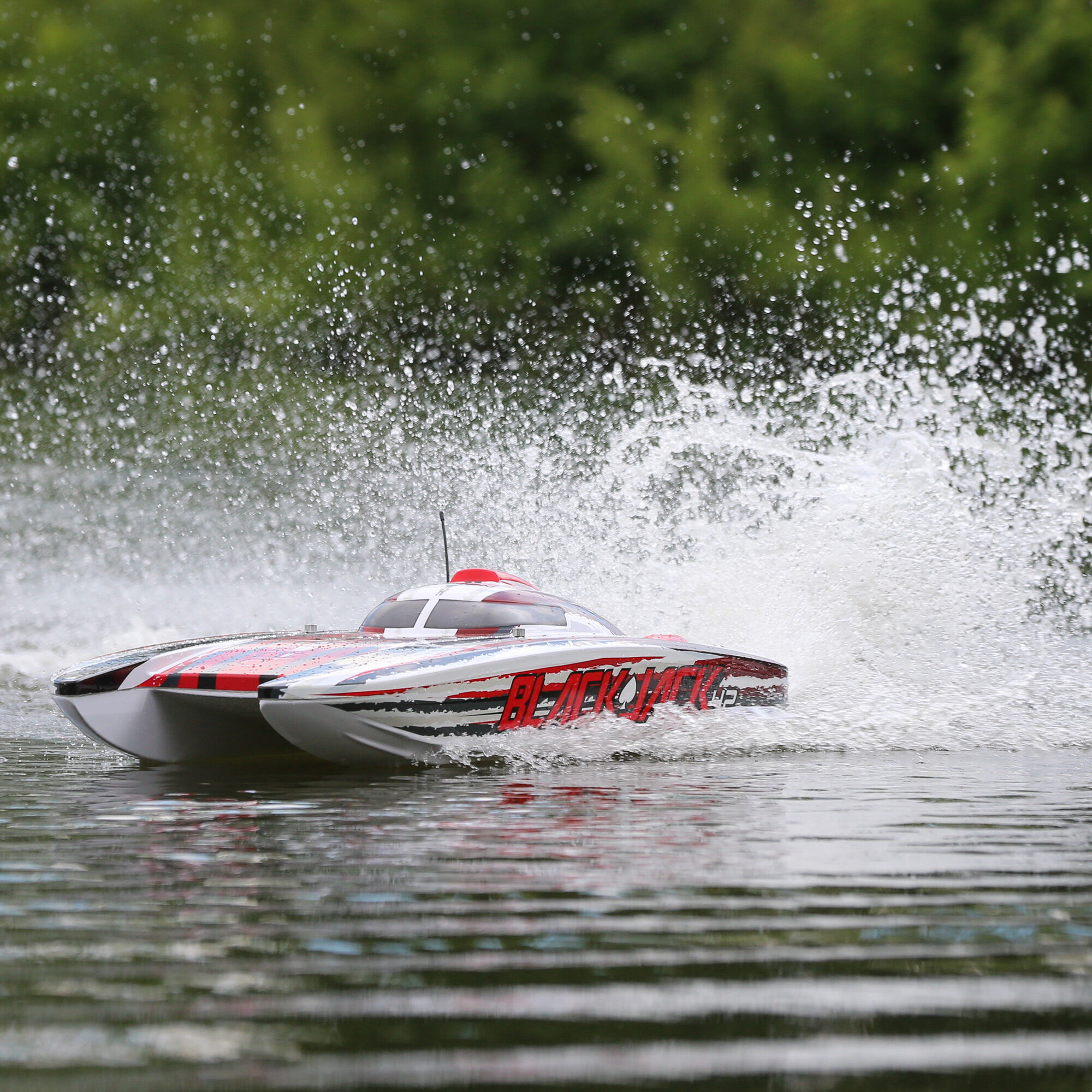 Blackjack 42 8S Brushless Catamaran RTR White Red